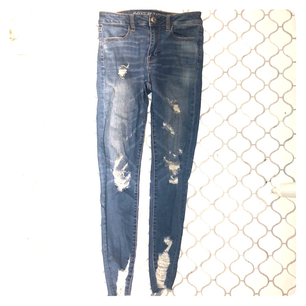 American eagle distressed jeans